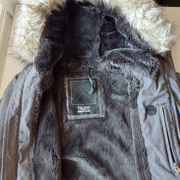 Aritzia TNA Gray Vail Parka Removable Fur From Hood Coat Size M - Picture 9 of 16